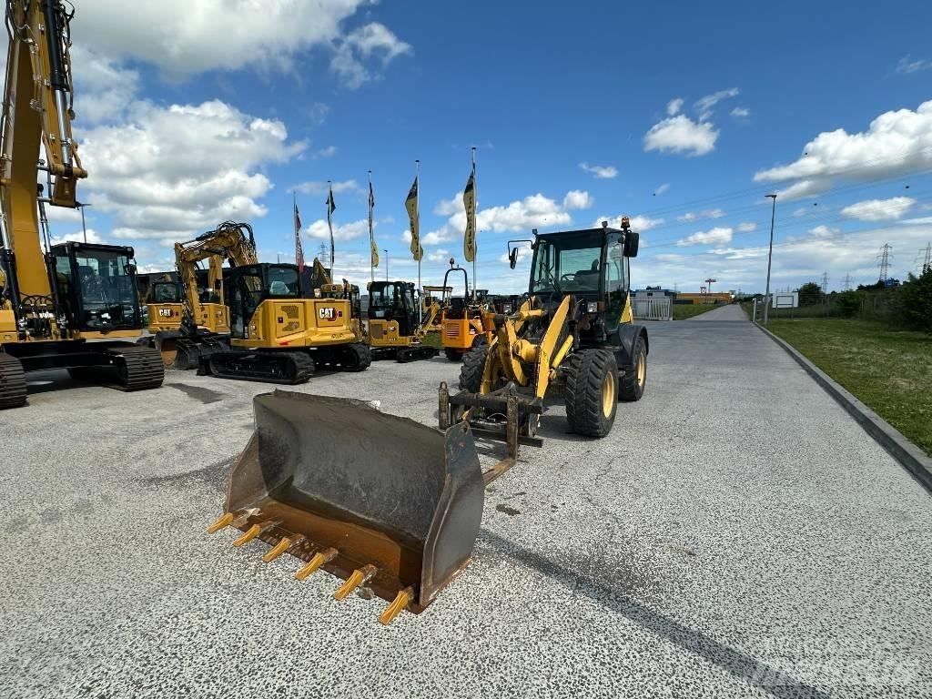Komatsu WA 80 Wheel Loaders