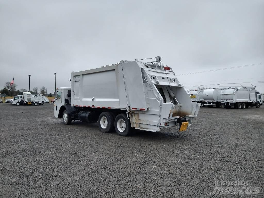 Mack LEU613 Garbage Trucks / Recycling Trucks
