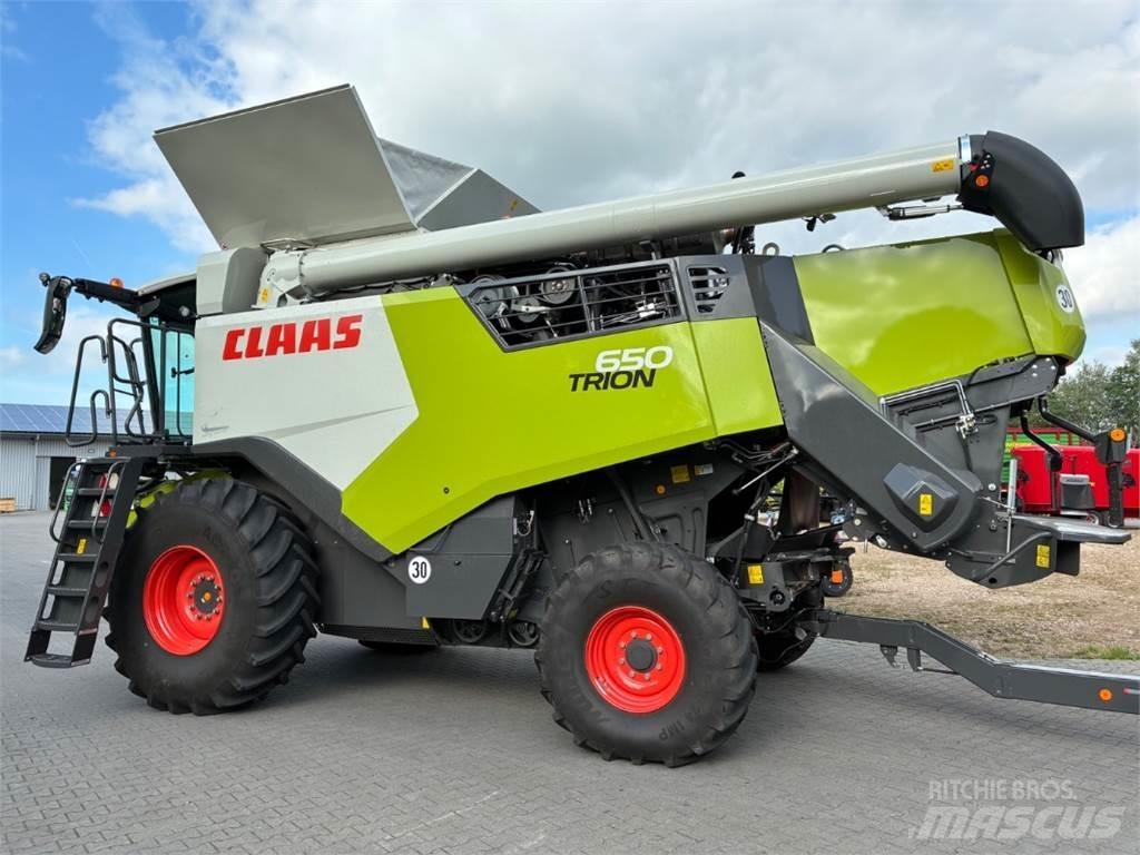 CLAAS Trion 650 Combine Harvesters