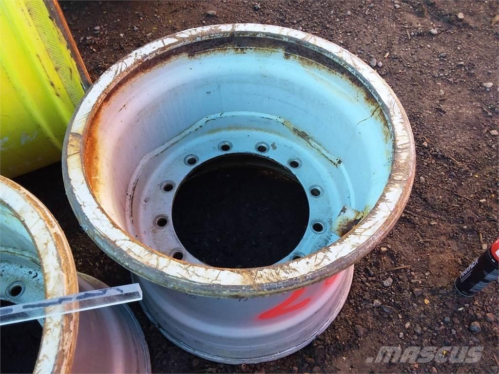 Valmet 890 20x26,5 Tires, wheels and rims