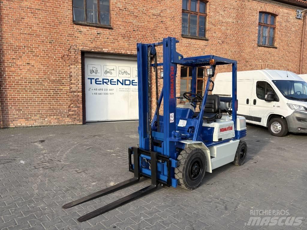 Komatsu FG 20 T-11 LPG trucks