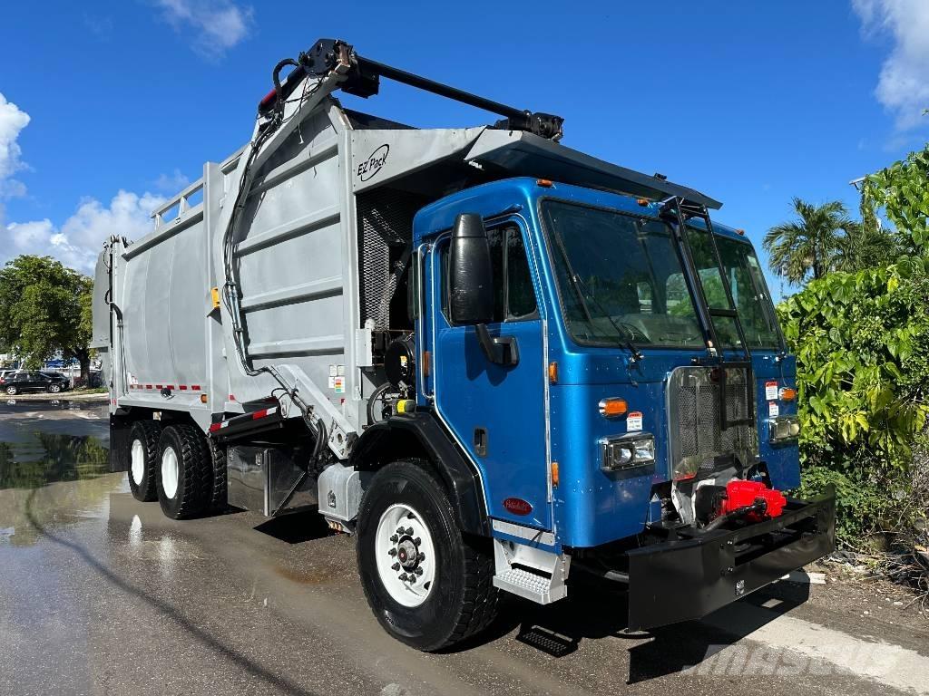 Peterbilt 320 Garbage Trucks / Recycling Trucks