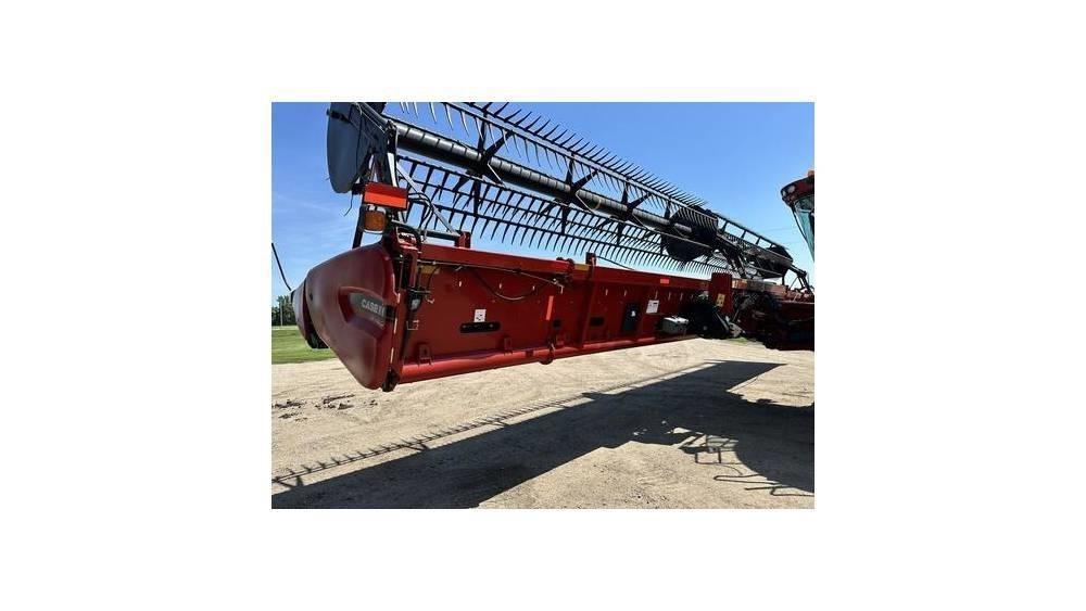 CASE 3162 Harvester Headers
