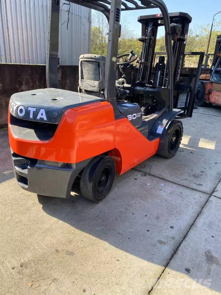 Toyota FD 30 Diesel Forklifts