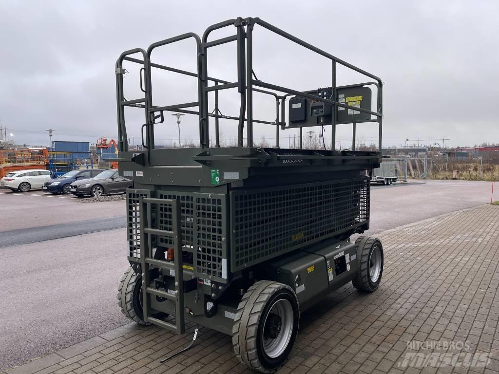 JLG M 3369 Saxlift Scissor Lifts