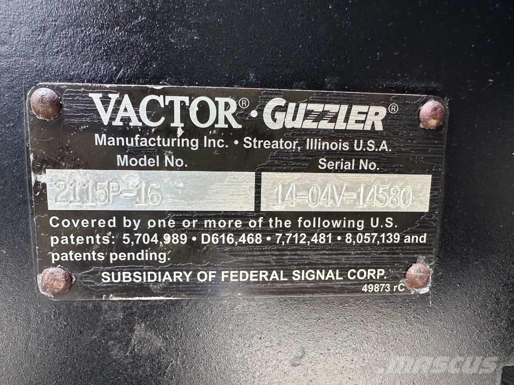 International 7500 Vacuum Trucks