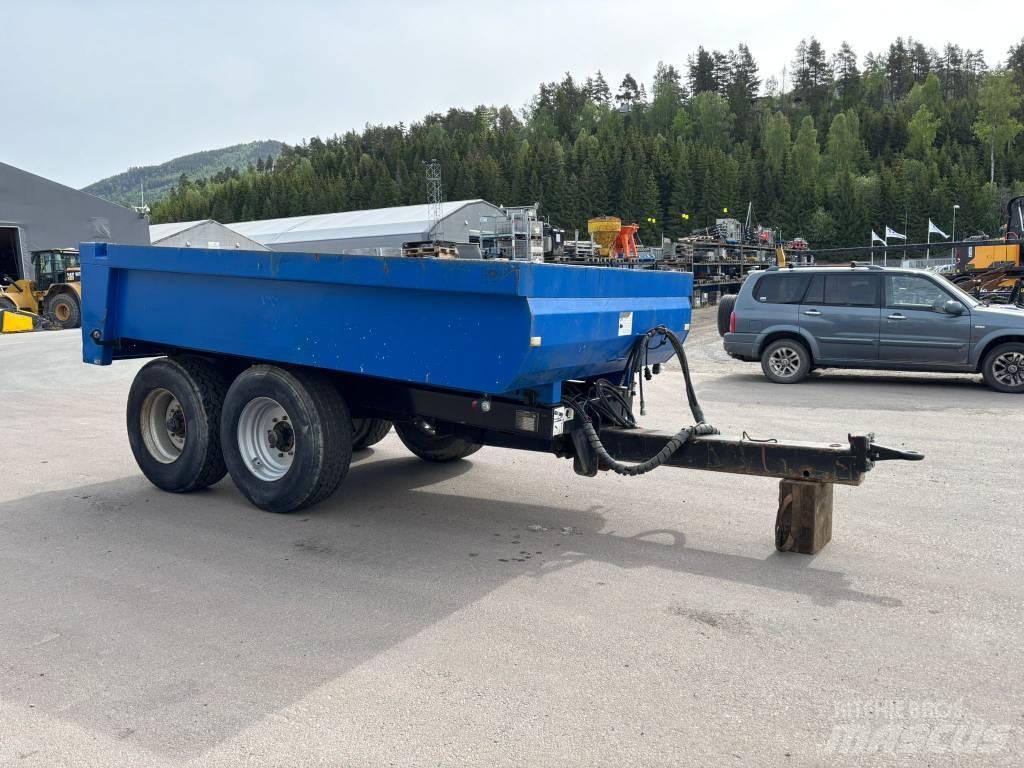  SOLD ! Gigant GD3-11 Tip Trailers