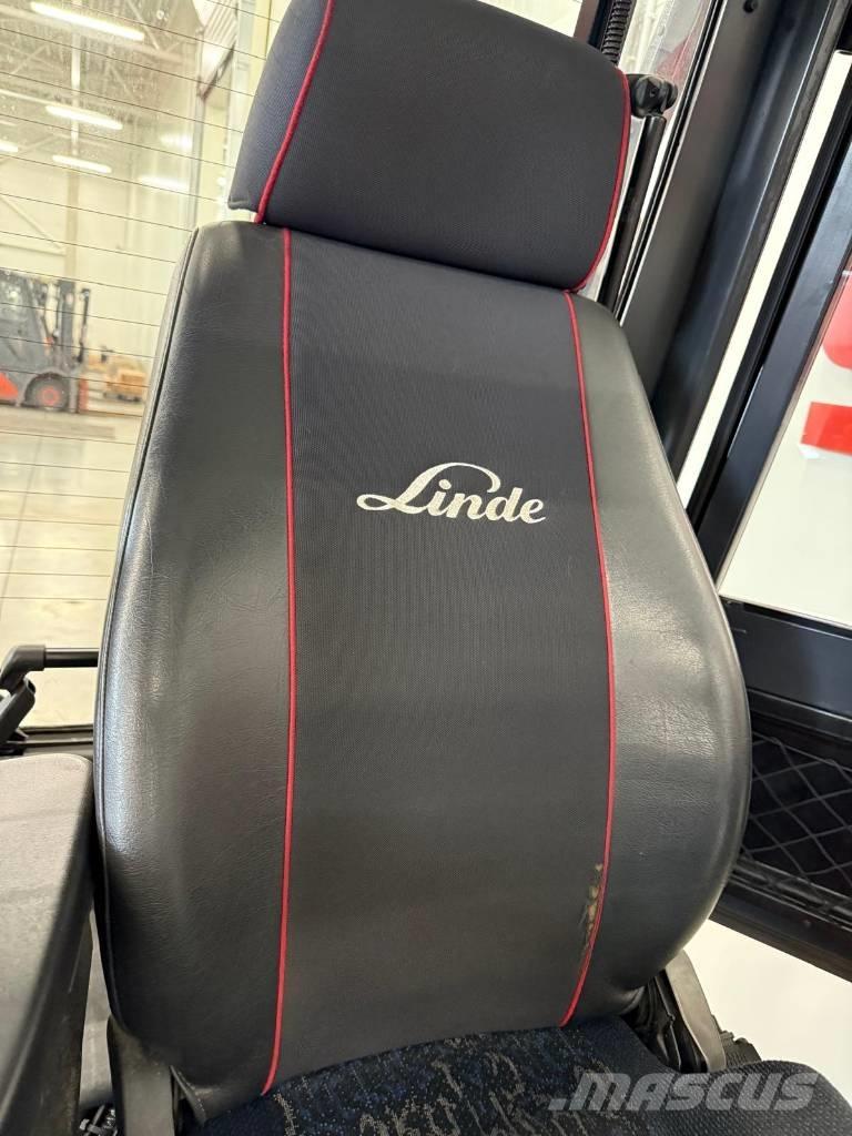 Linde 10984 - E25 Electric Forklifts