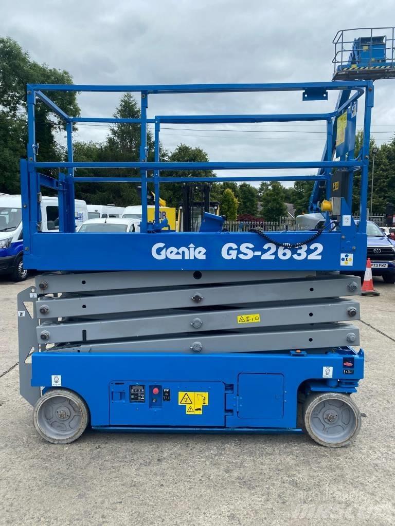 Genie GS 2632 Scissor Lifts