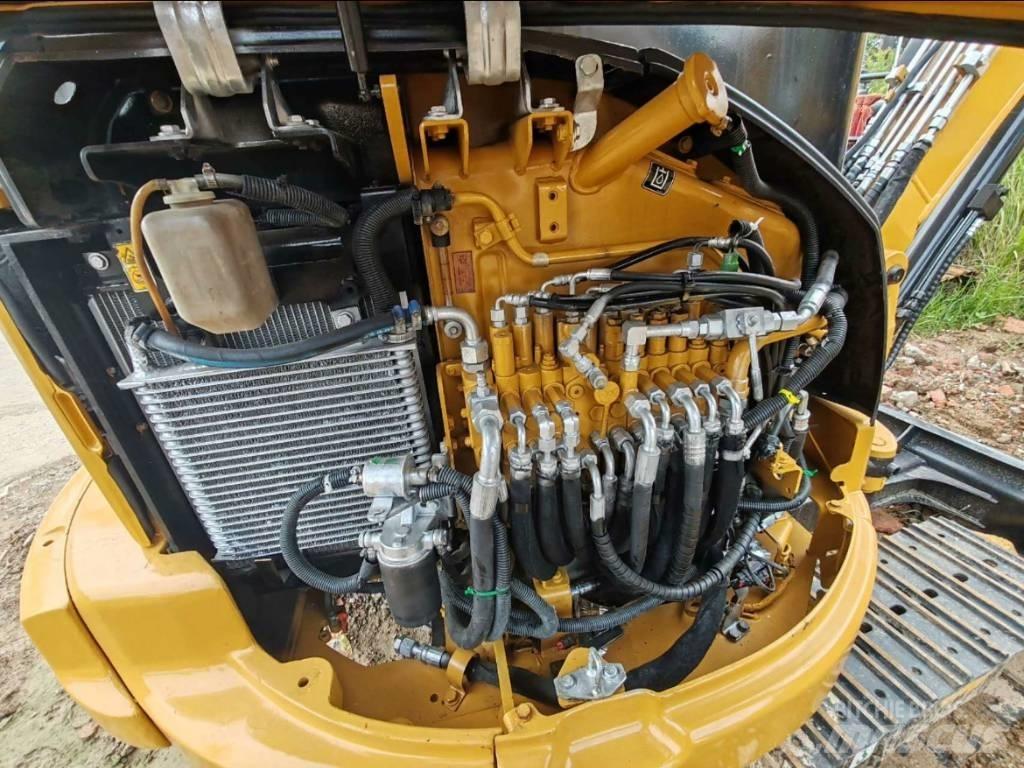 CAT 303.5 E Mini Excavators <7t (Mini Diggers)