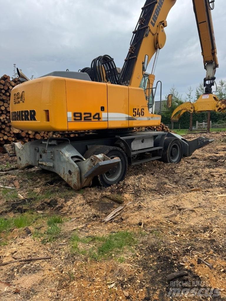 Liebherr A 924 C Knuckleboom loaders