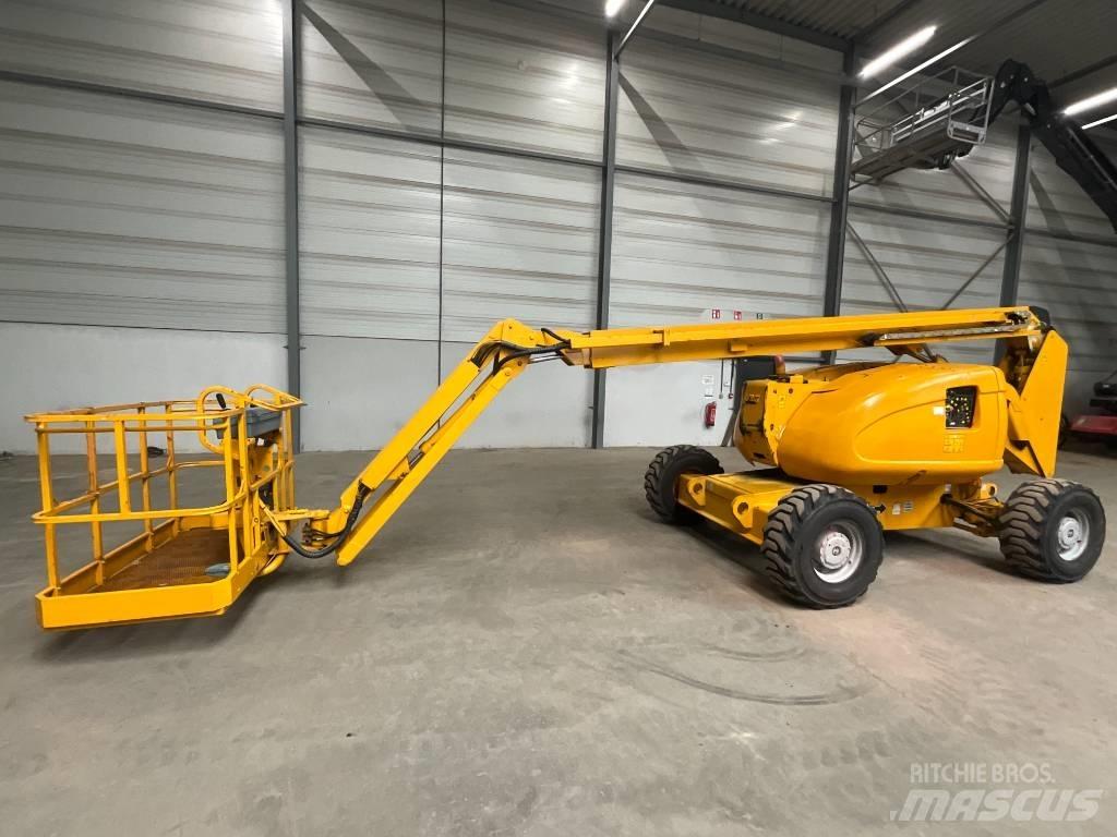 JLG 600 AJ Articulated boom lifts