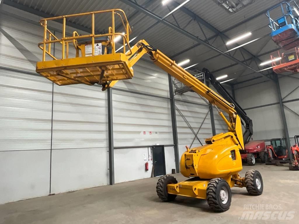 JLG 600 AJ Articulated boom lifts