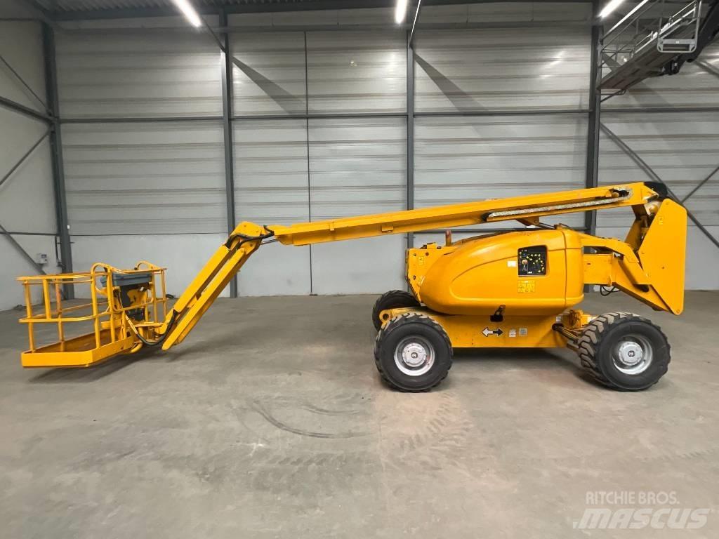 JLG 600 AJ Articulated boom lifts