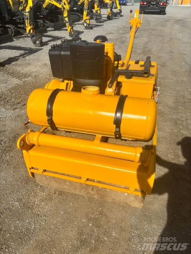 Bomag BW 75 S Twin drum rollers