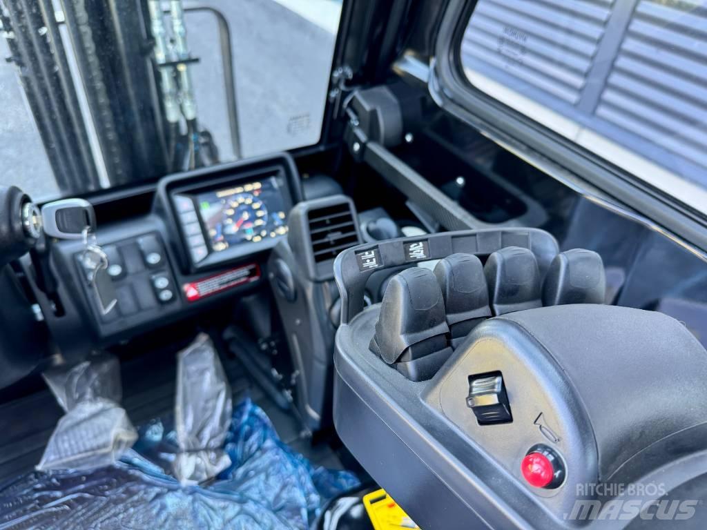 Hyundai 35DN-9V Diesel Forklifts