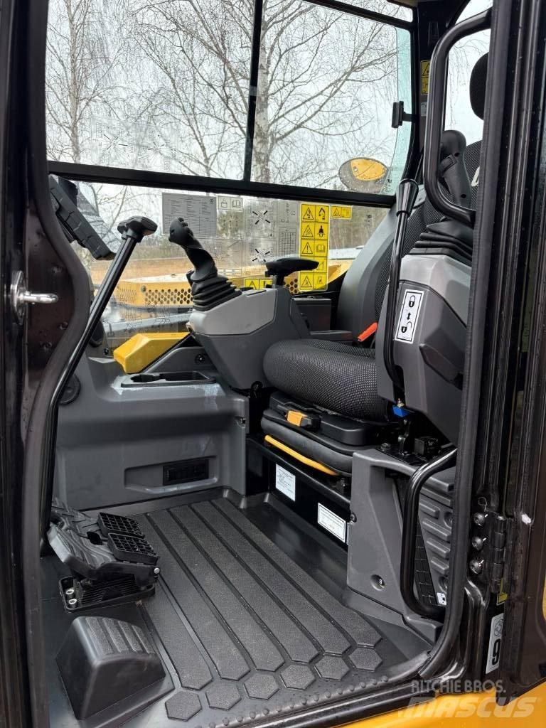 CAT 306 Mini Excavators <7t (Mini Diggers)