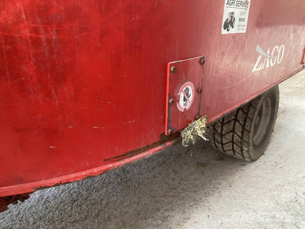 Trioliet AVM 24 Feeders