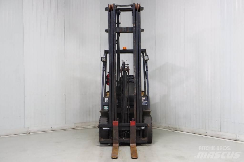 TCM FD25T3 Diesel Forklifts