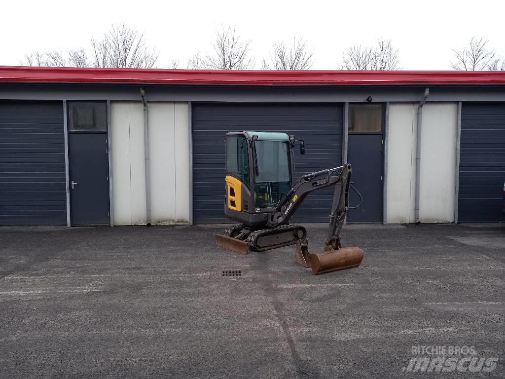 Volvo EC 15 Mini Excavators <7t (Mini Diggers)