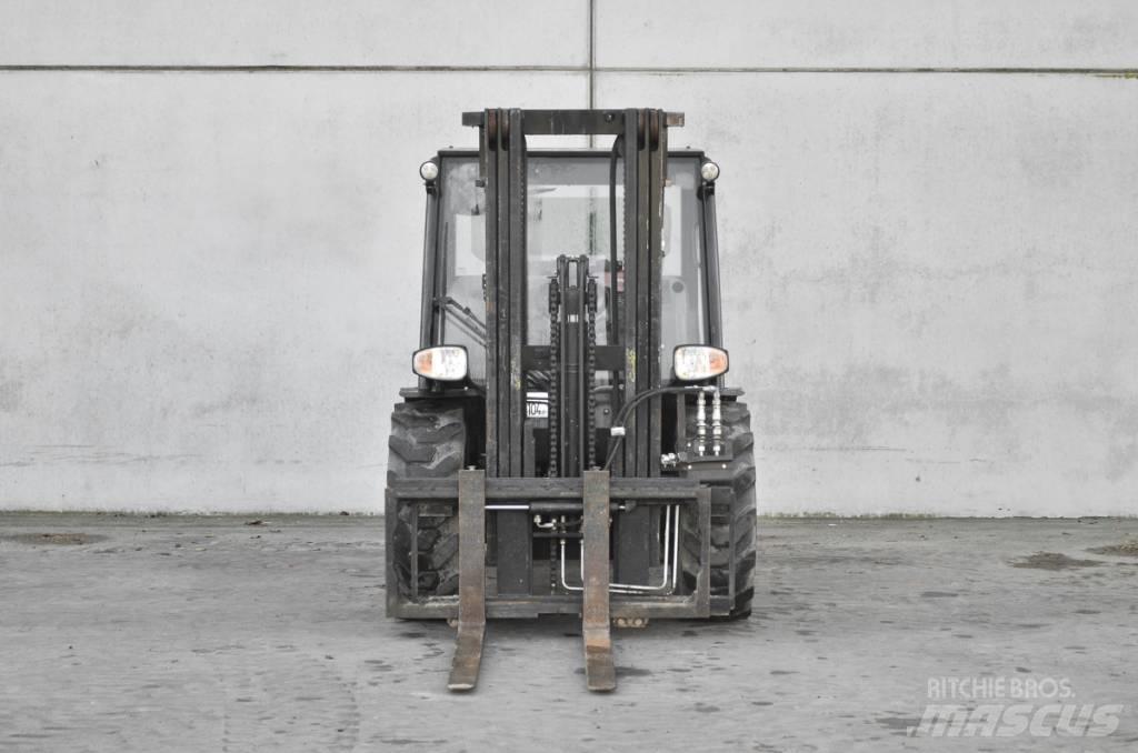 Manitou MC 30-4 Diesel Forklifts