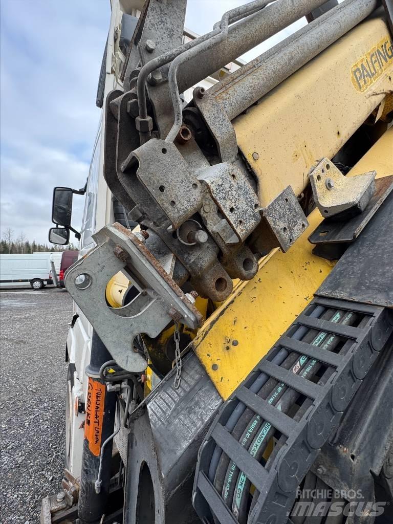 Volvo FH 13 6x2 Boom / Crane / Bucket Trucks