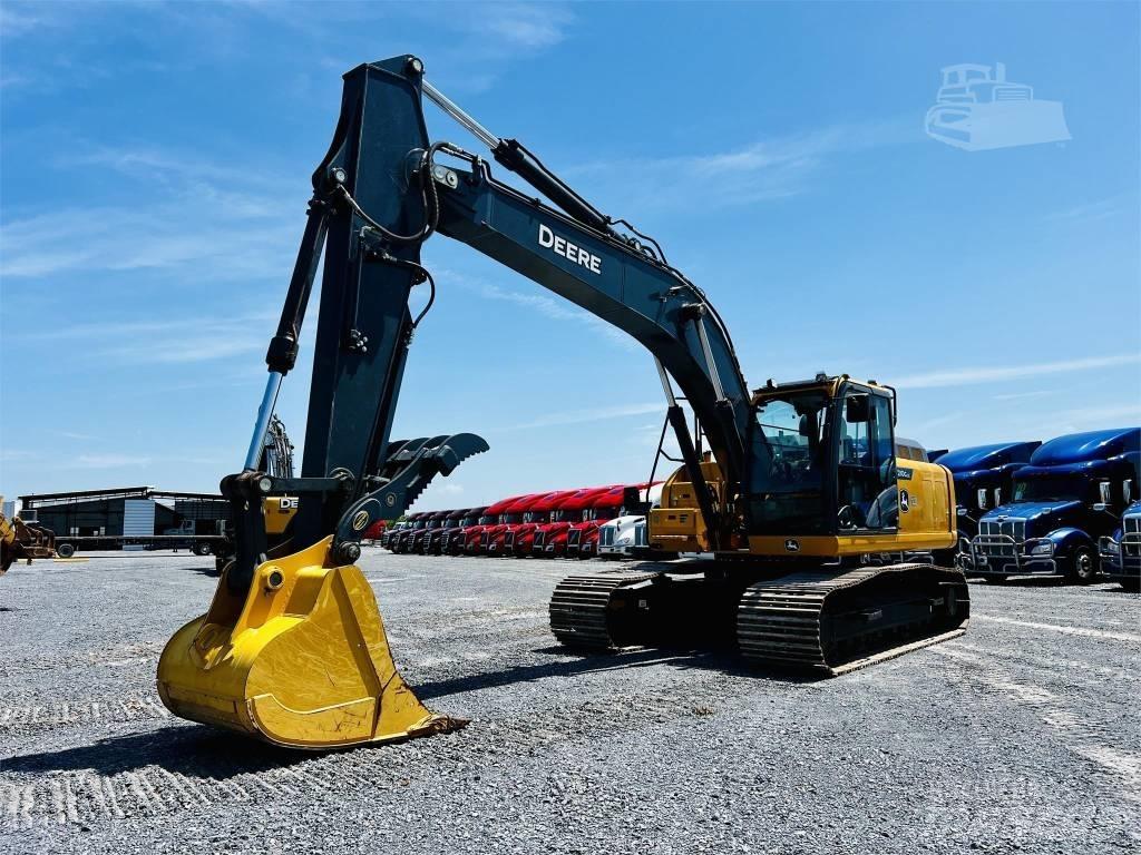 DEERE 210G LC Crawler Excavators