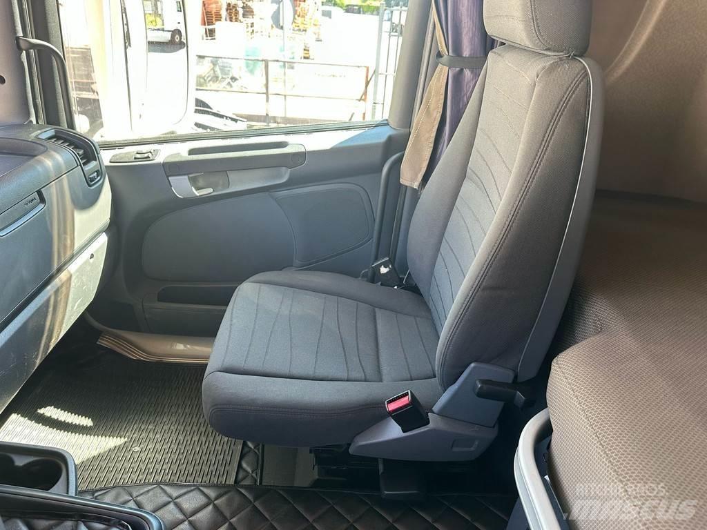 Scania R 450 Conventional Trucks / Tractor Trucks