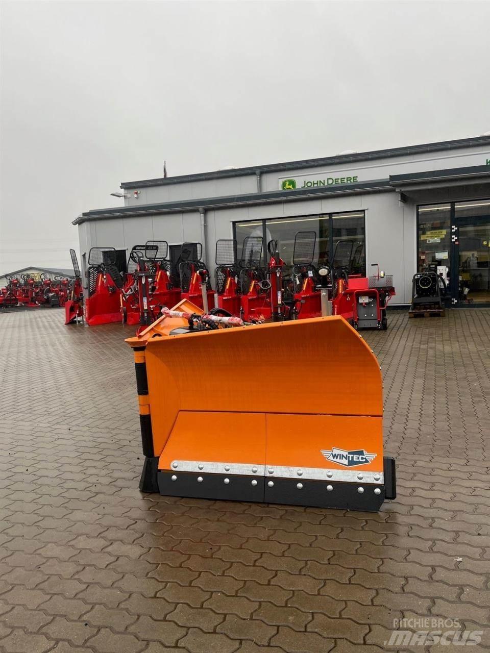  Wintec Vario XM320 Snow Blades And Plows