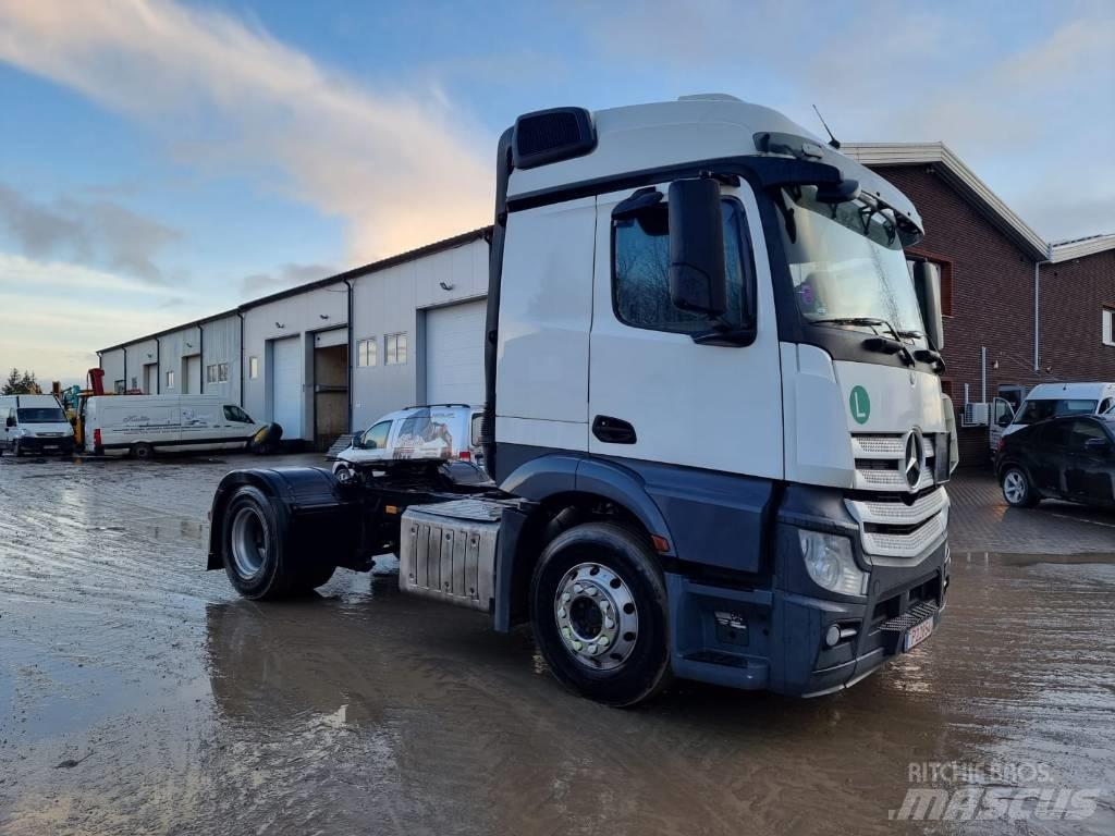 Mercedes-Benz Actros Conventional Trucks / Tractor Trucks
