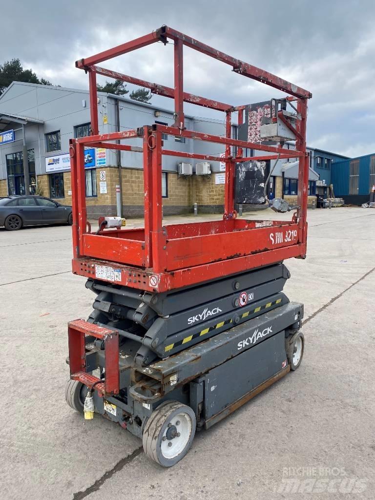 SkyJack SJ 3219 Scissor Lifts