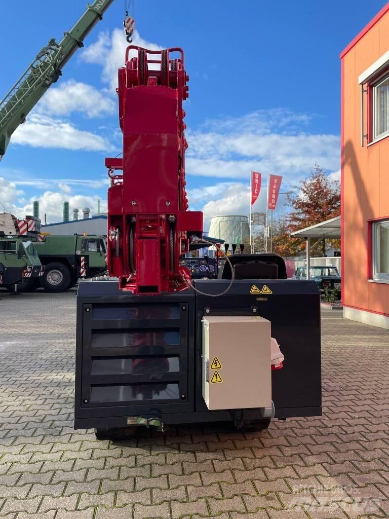 Unic URW-546 Crawler Cranes