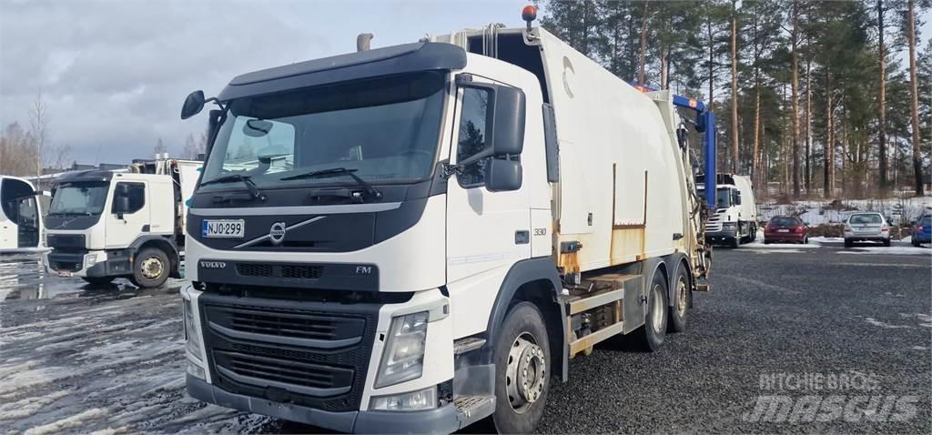 Volvo FM330 Garbage Trucks / Recycling Trucks