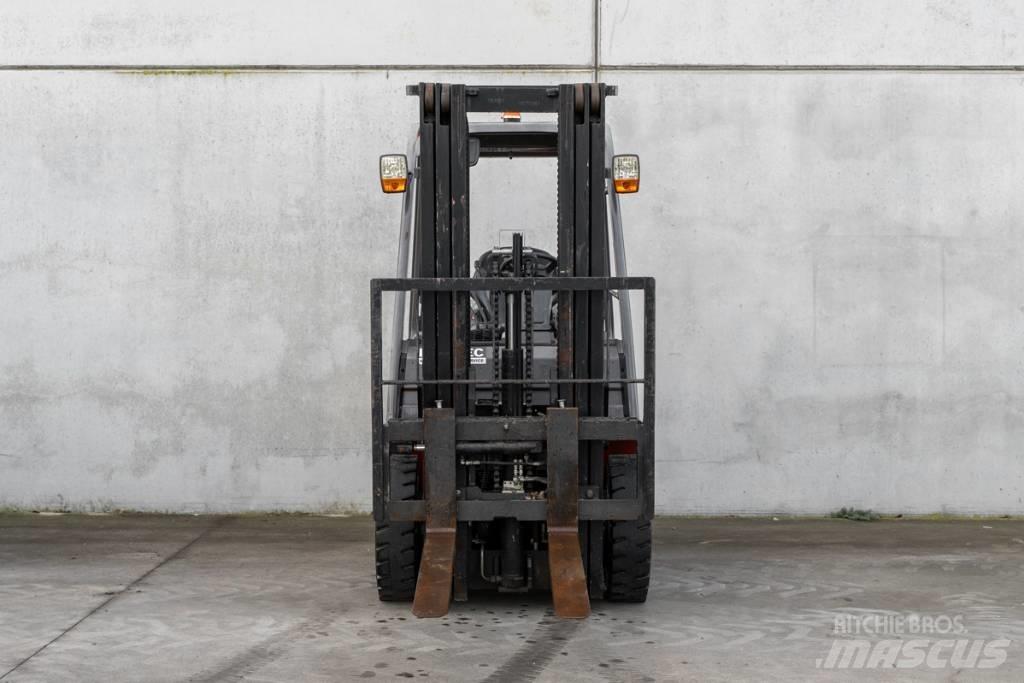 Manitou MI 25 D Diesel Forklifts