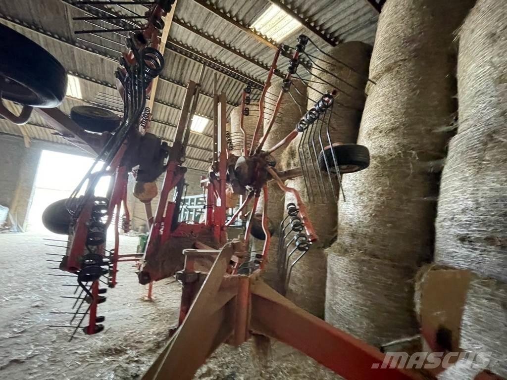 Kuhn GA 6501 Swathers \ Windrowers