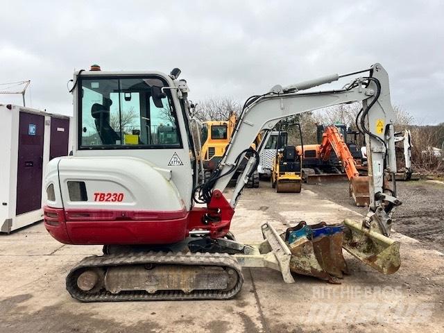 Takeuchi TB 230 Mini Excavators <7t (Mini Diggers)