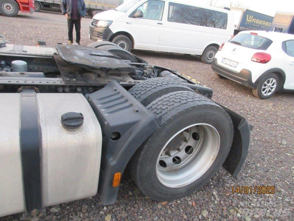 Ford F-Max Conventional Trucks / Tractor Trucks