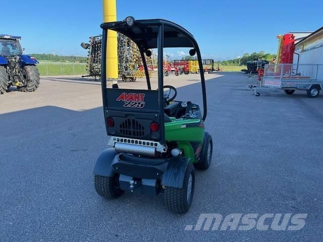 Avant 225 Multi purpose loaders