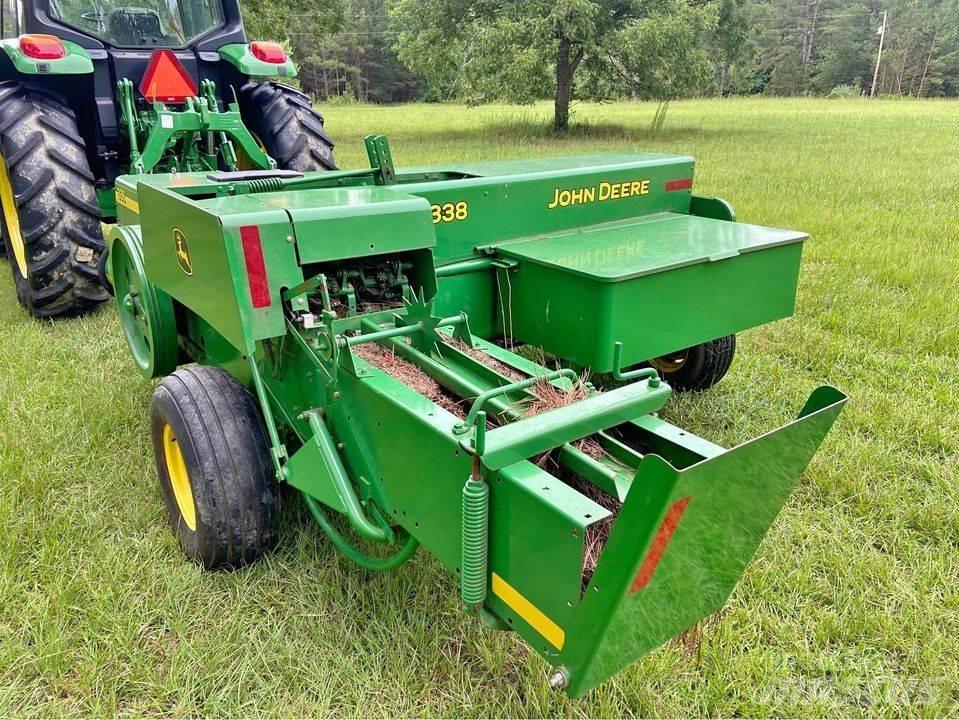 John Deere 338 Baler Square Balers