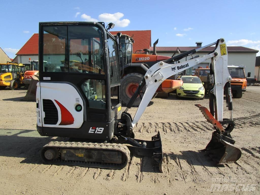 Bobcat E 19  V Mini Excavators <7t (Mini Diggers)