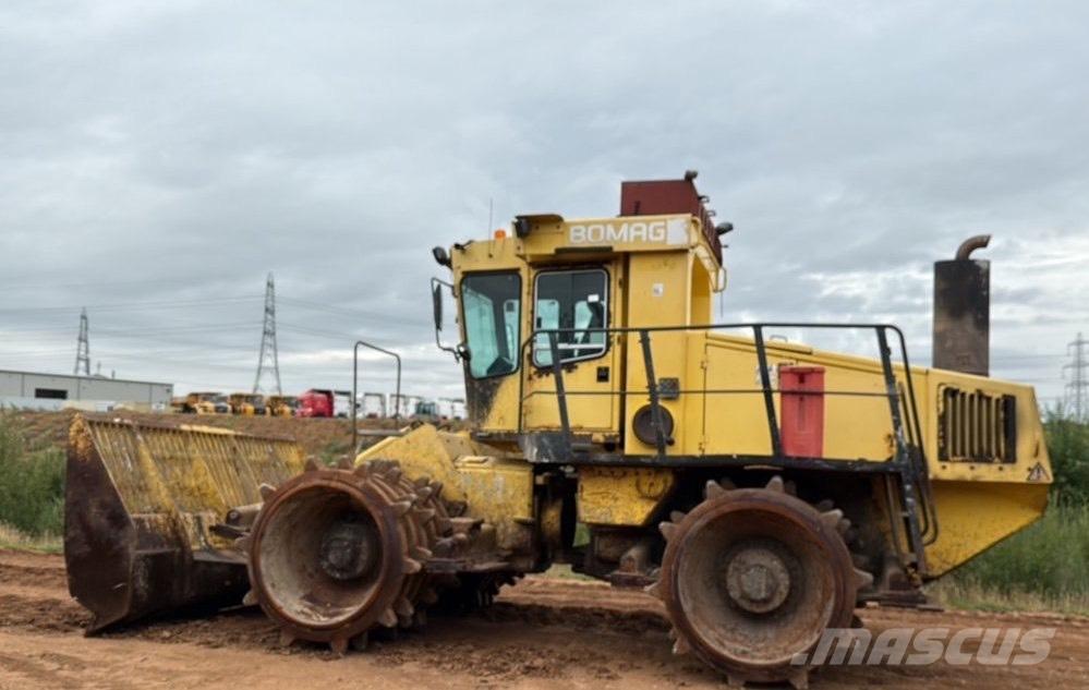 Bomag BC772RB Landfill compactors