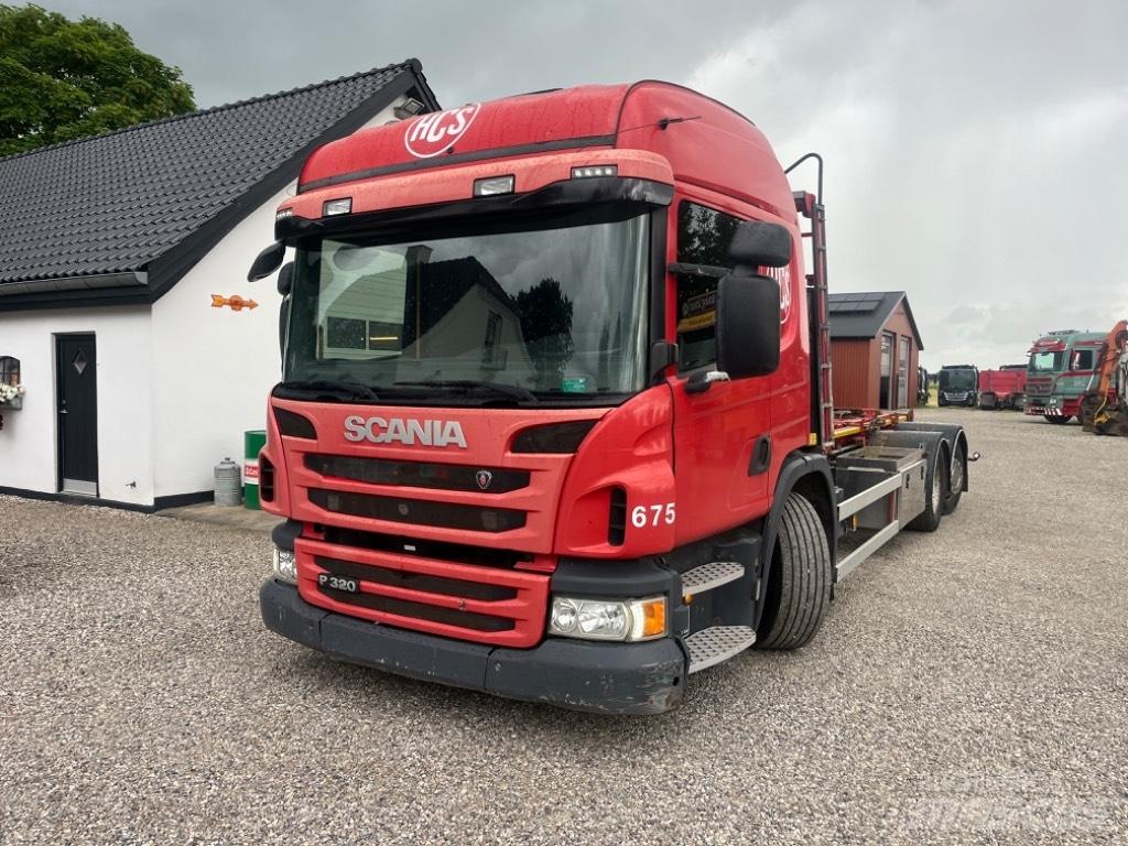 Scania P 320 Hook lift trucks
