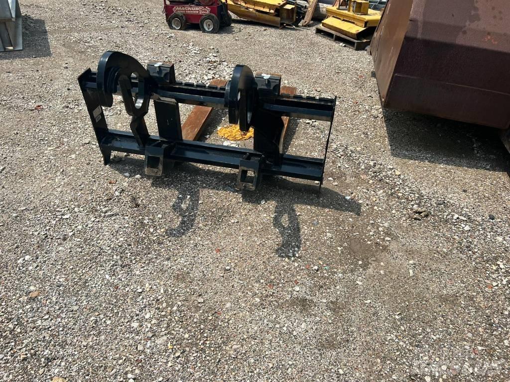 CAT Forks Wheel Loaders