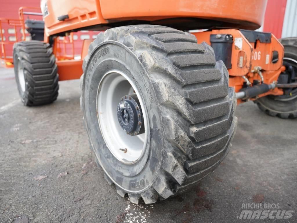 JLG 450 AJ Articulated boom lifts