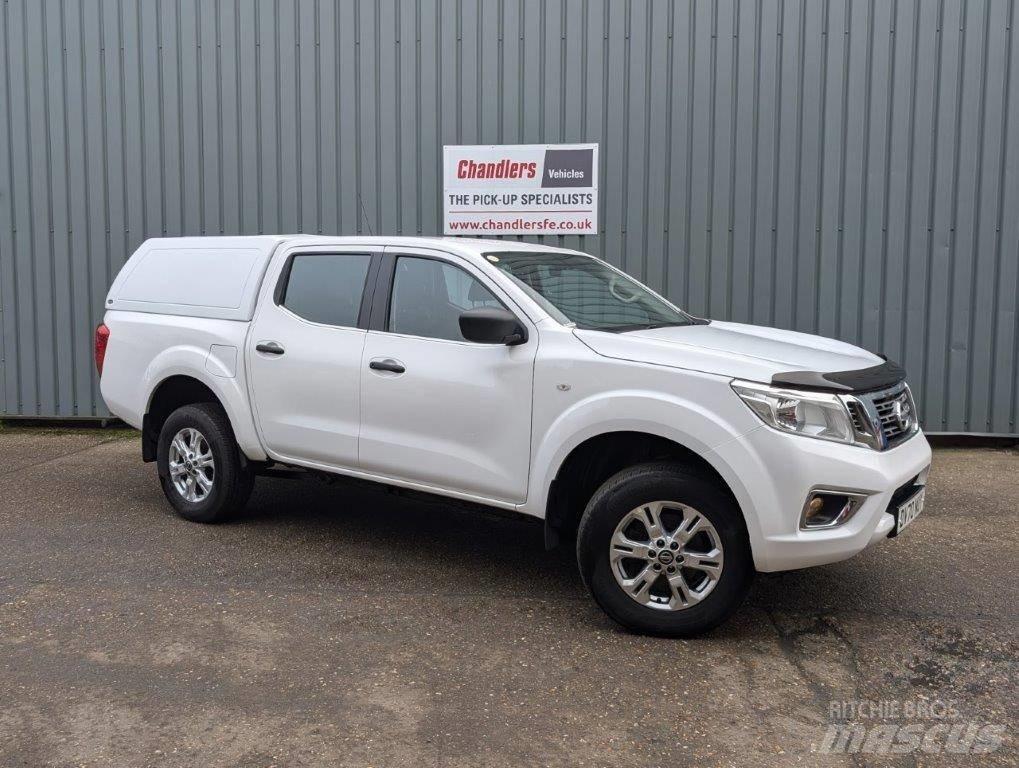 Nissan Navara Pickup Trucks