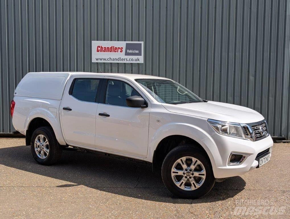 Nissan Navara Pickup Trucks