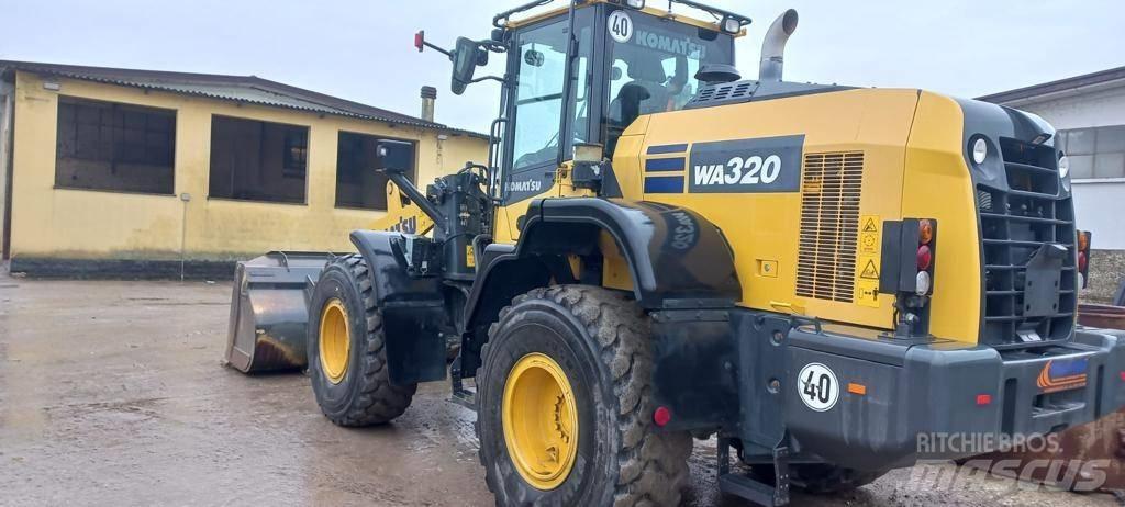 Komatsu WA 320 Wheel Loaders