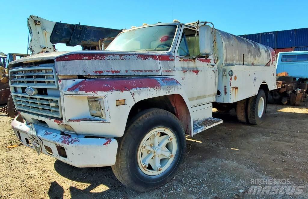 Ford F 600 Tank Trucks