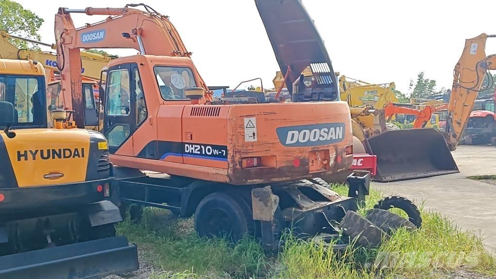 Doosan DH 210 W-7 Wheeled Excavators