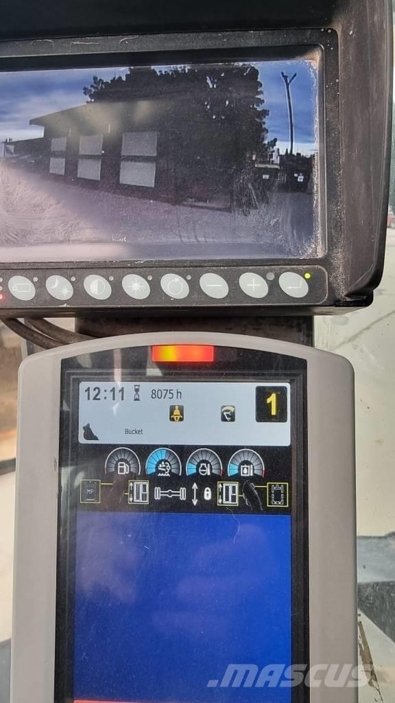 CAT MH 3022 Waste / Industry Handlers